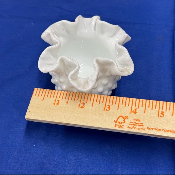 Hobnail White Milk Glass Small Rose Vase with Crimped Ruffled Edge - Picture 9 of 9
